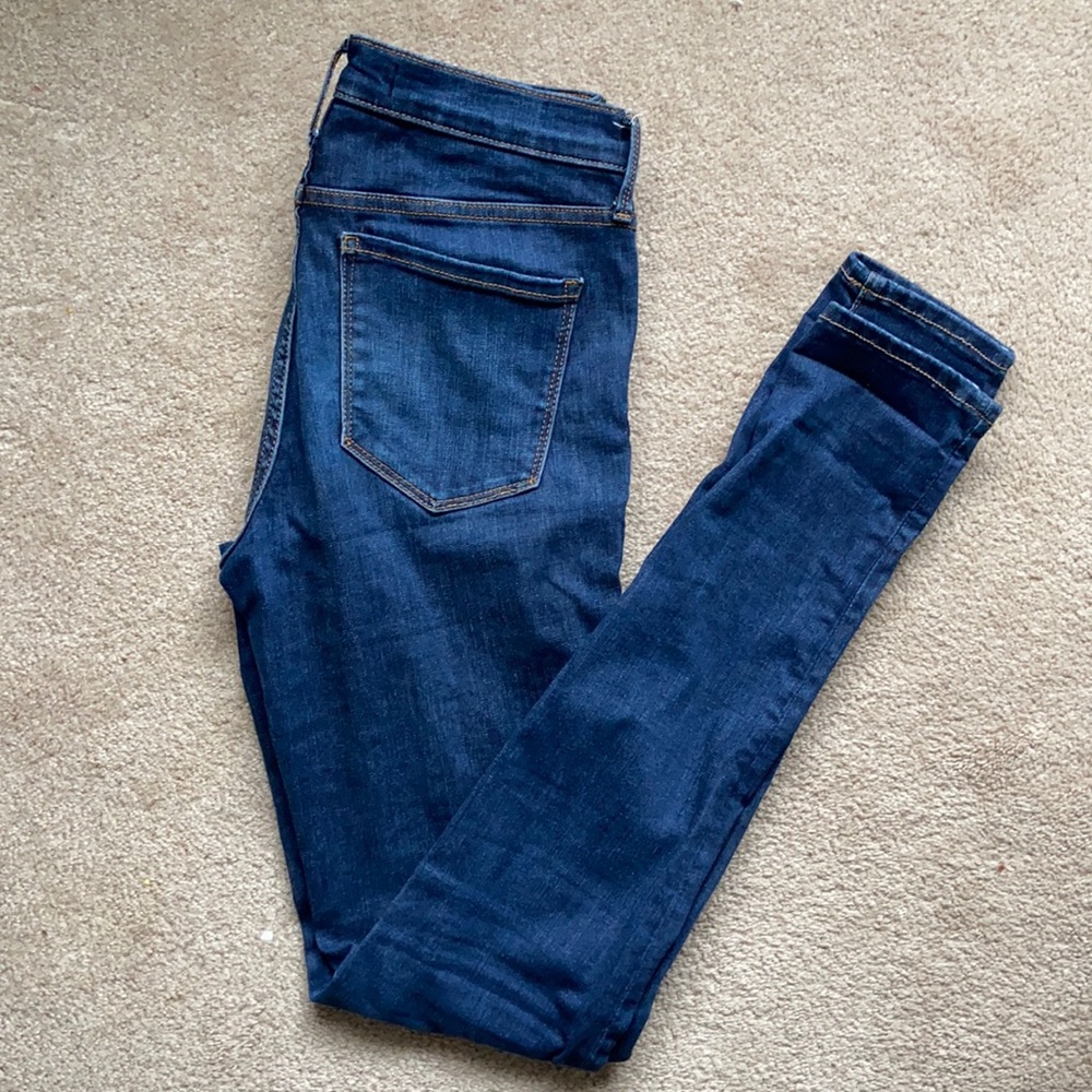 Gap True Skinny Jeans